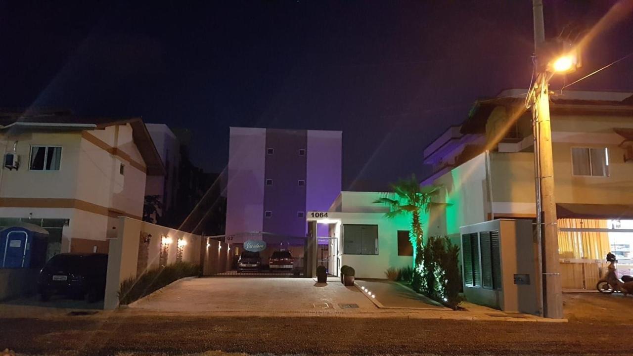 Var-101A Dpto Amplio En Condominio Cerrado Con Piscina Бомбиньяс Экстерьер фото